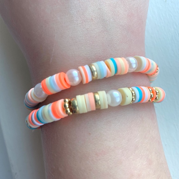 Bohemian clay bead braclet colorful stretch gold tone rings white pearls - Picture 2 of 11